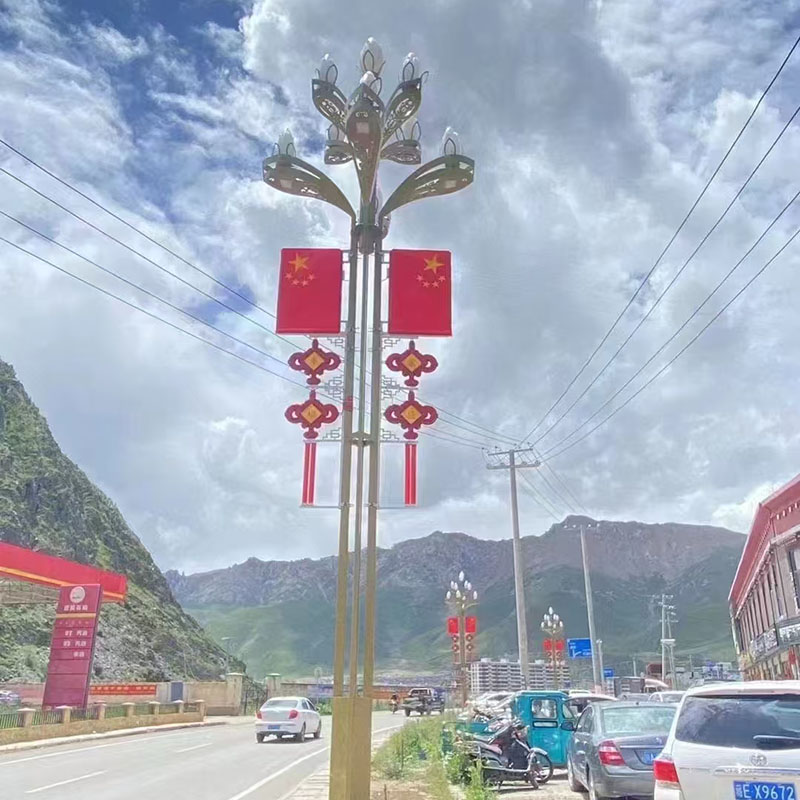 甘肃抱箍太阳能路灯生产厂家